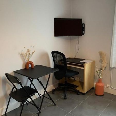 Chambre Independante Chez Particuliers Avec Salle De Bain Privative อองส์ ภายนอก รูปภาพ