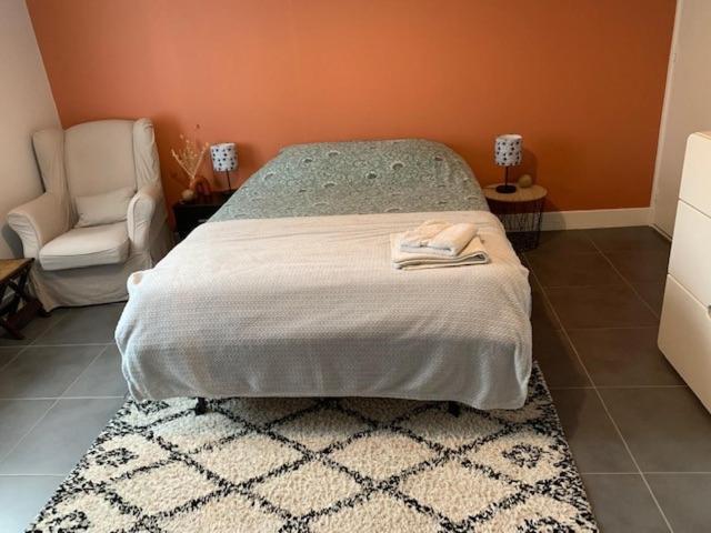 Chambre Independante Chez Particuliers Avec Salle De Bain Privative อองส์ ภายนอก รูปภาพ